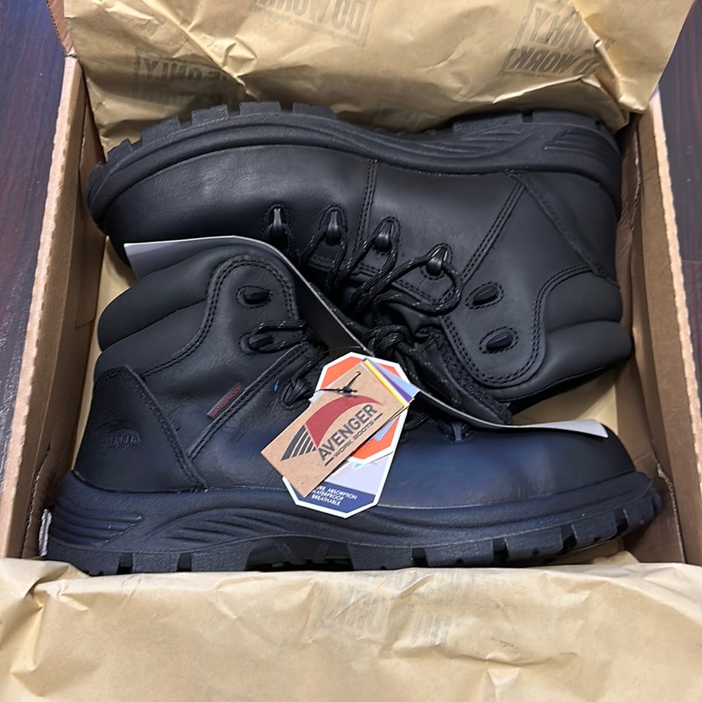 AVENGER WORK BOOTS